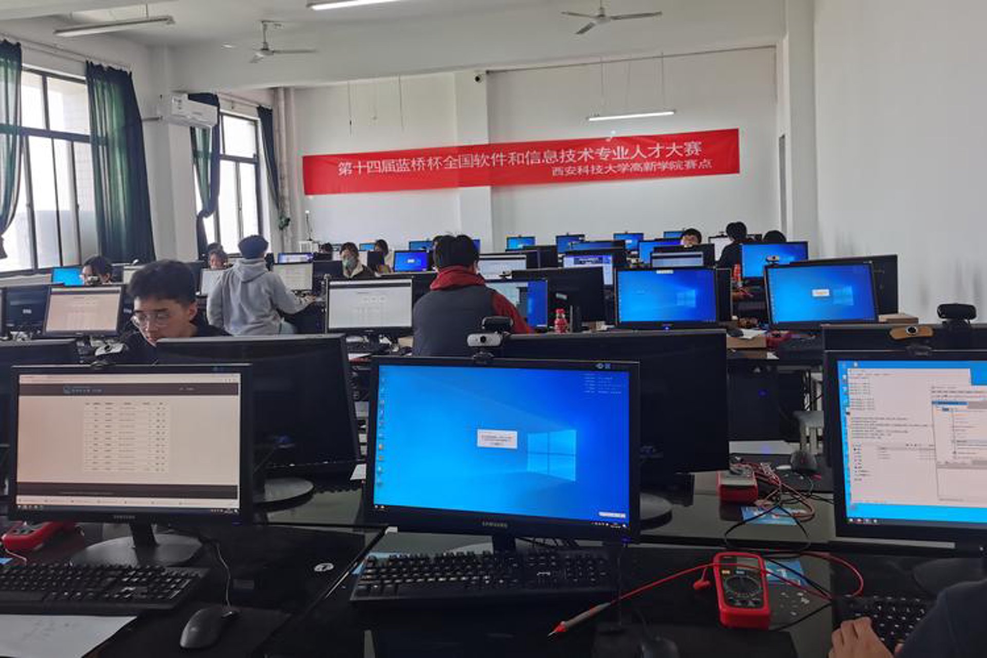 聚靠谱信息技术
